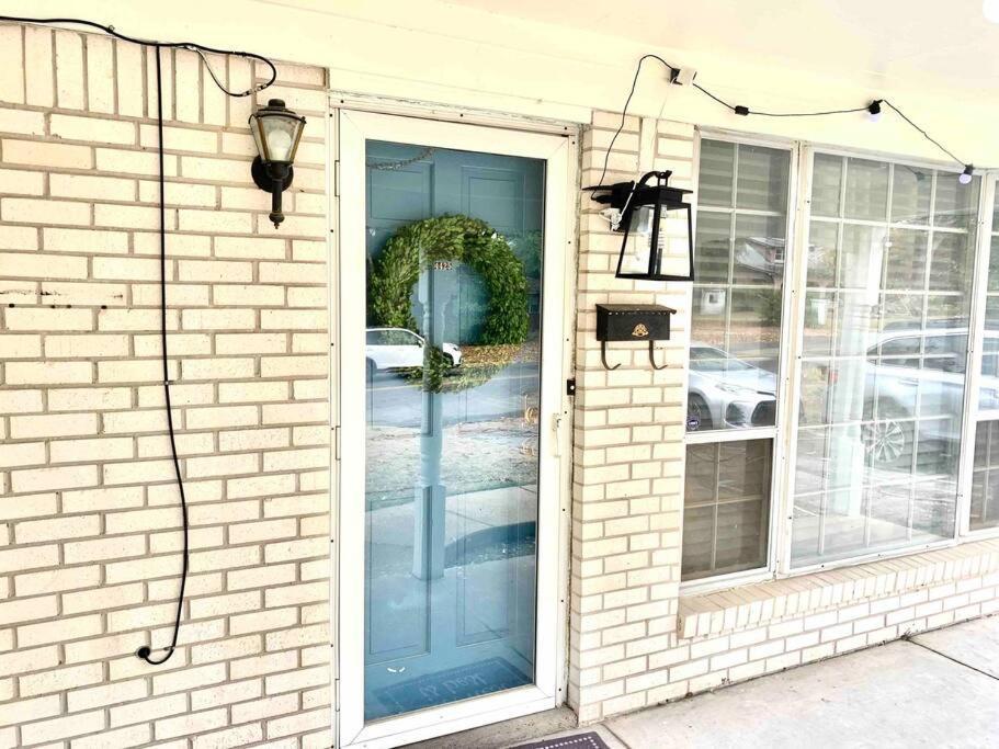Welcome Travel Workers, King Bed, 2br 1 ,5 Ba, 4beds Sleep 5 Memphis